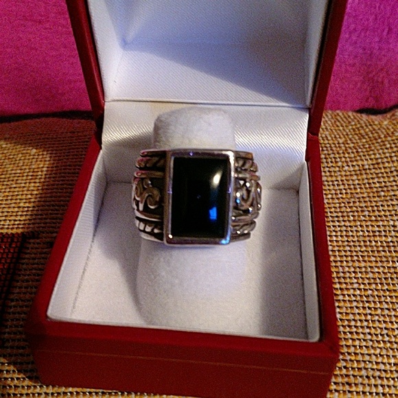 Silpada Jewelry - Silpada onyx ring